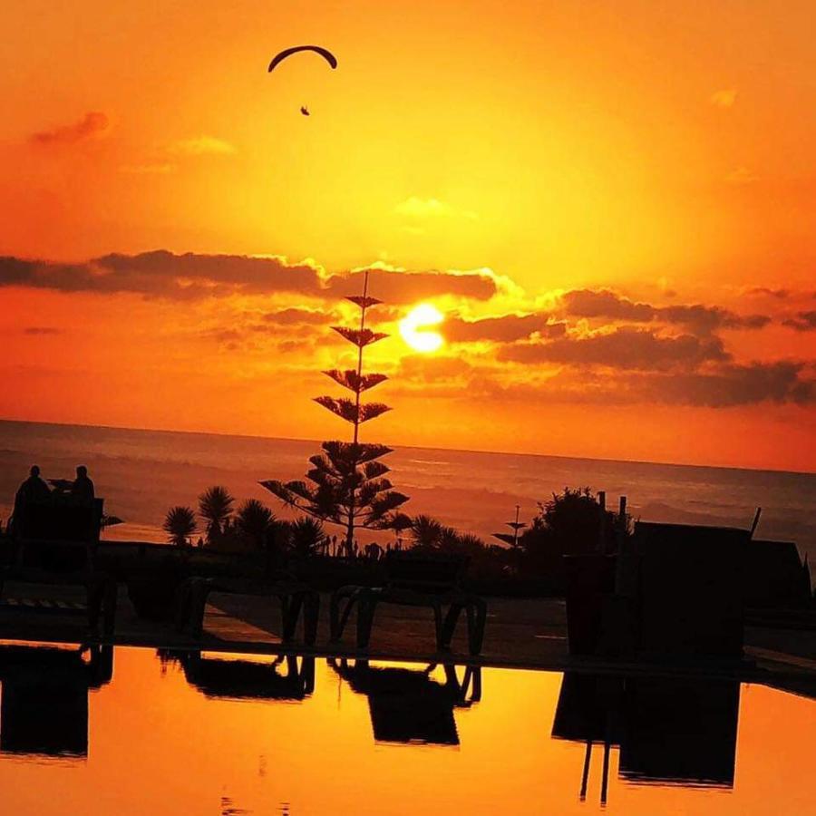 Mimid Dunes Beach Hotel Mirleft Buitenkant foto
